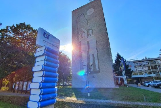 Două universități timișorene, în top 10 național