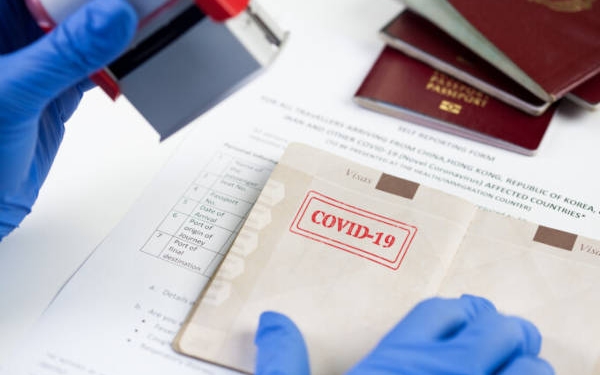 UE a început discuțiile cu privire la certificatele de vaccinare anti-Covid pentru călători