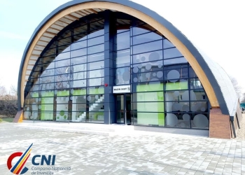 Locuitorii din comuna Moșnița Nouă vor avea bazin de înot