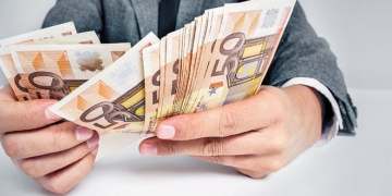 Salariul net crește cu …40 de lei