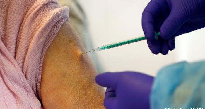 Vaccinul anti-COVID câștigă teren în România