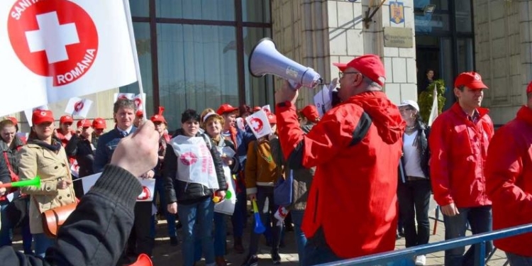 Angajații din Sănătate se pregătesc de proteste