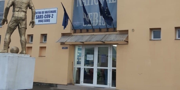 Un arădean arată degringolada privind vaccinarea. A povestit propria experiență nefericită