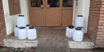 Locuitorii din Jimbolia pot colecta uleiul uzat din bucătării. Uleiul este transformat în lumânări