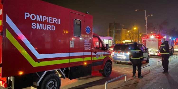 UPDATE Alertă în Calea Șagului din Timișoara. 70 de persoane evacute dintr-un bloc.