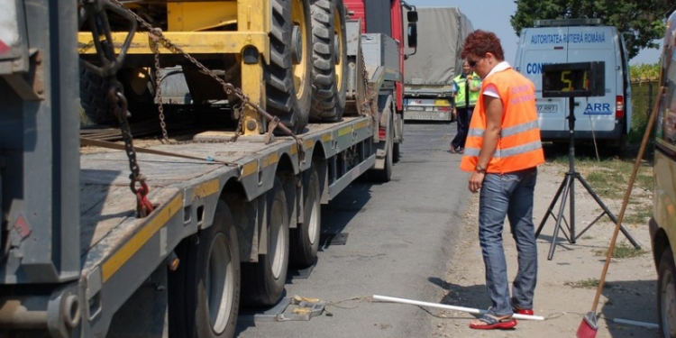 Transportatorii au ”informatori” în instituțiile județene, crede Alin Nica