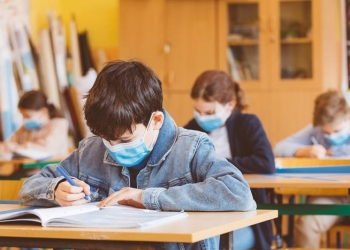 Școala începe în scenariul roşu în 22 de localități din Timiș