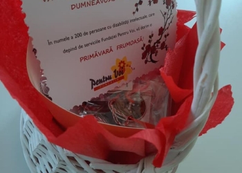 Un mărțișor cumpărat = o viață mai bună pentru beneficiarii ”Pentru Voi”