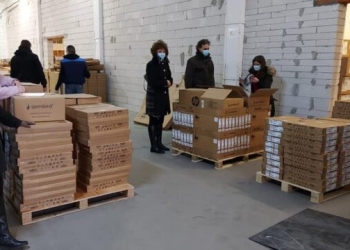 548 de laptopuri de la Ministerul Educației au fost distribuite către licee și școli profesionale din Timiș