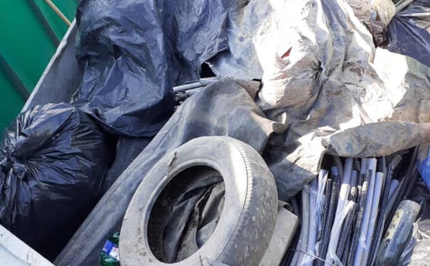 Acțiune de ecologizare la Moșnița Veche