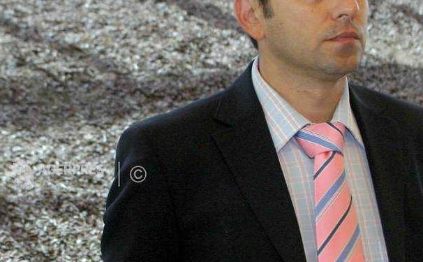 Lipsă de cadre la PNL Timiș. Liberalii scot din garaj mașinile de epocă. Ovidiu Drăgănescu, propus pentru funcția de subprefect