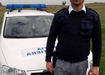 Un polițist de frontieră din Timișoara a returnat banii găsiți în bancomat