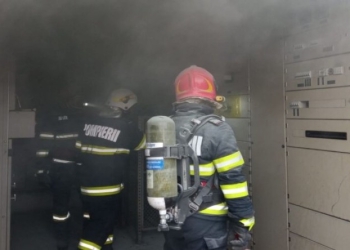 Incendiu la o fabrică de confecții! Zeci de angajați au fost evacuați