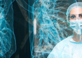 Reacțiile adverse ale pacienților Covid-19 pot fi raportate prin fax. Un ONG solicită program de monitorizare