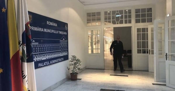 Direcția de Asistență Socială ajută timișorenii să se programeze pentru vaccinul anti-Covid 19