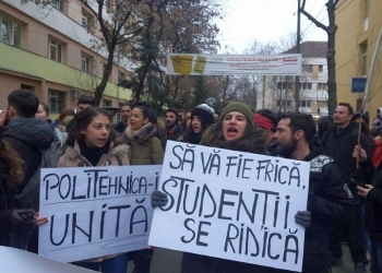 Nici protestele nu mai sunt ce au fost. Formă inedită a studenților: ”Trimiteți mailuri la cabinetul prim-ministrului”