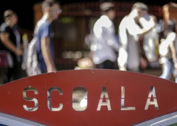 Școala începe în scenariul roșu în Timișoara