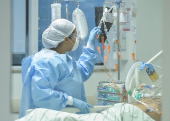 Timiș: 313 pacienți cu Covid-19 internați în spital, 57 la ATI