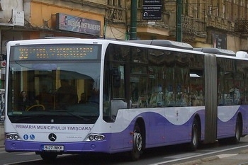 Afară-i vopsit gardul, înăuntru-i leopardul. STPT își ia spălătorii automate