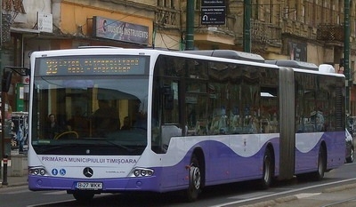 Afară-i vopsit gardul, înăuntru-i leopardul. STPT își ia spălătorii automate