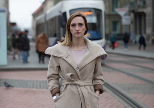 VIDEO Timișoara: Consilier local USR, mai ceva ca agentul 007. Agent economic amendat, după ”implicarea” consilierului