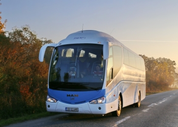 Excursiile cu autocarul, anulate