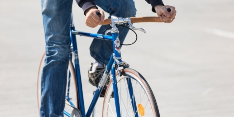 Ministrul Mediului le cere românilor ca, vineri, să renunțe la mașini și să circule cu bicicletele sau cu transportul în comun