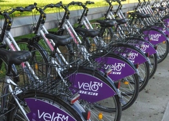 Consilierii locali USR vor eliminarea amenzilor abuzive pentru cei care circulă pe două roți prin centrul Timișoarei