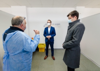 Centru de vaccinare deschis într-o multinațională din Timișoara