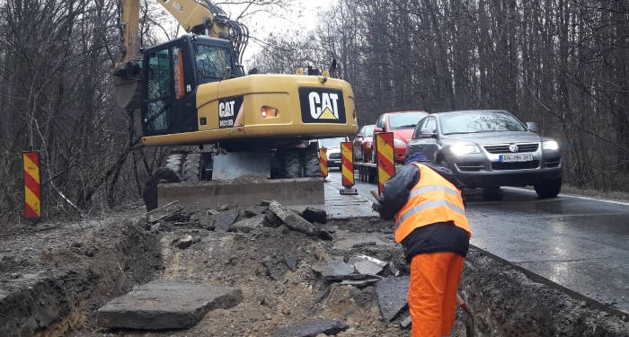 Lucrări la carosabil pe DN 68A Margina – Coșevița, reparații și tratarea tasărilor locale