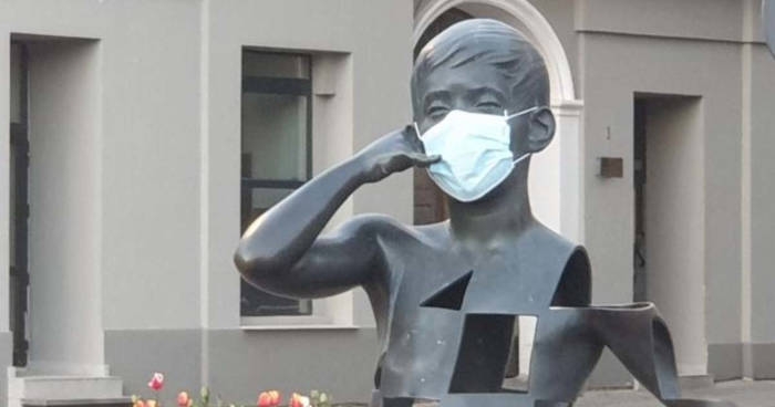 248 de cetățeni amendați că nu au purtat mască