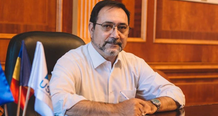 Senatorul USR+ de Timiș, Nicu Fălcoi, mesaj către Alin Nica: Poate că rolul de președinte de CJ e unul prea mare, dar nici să evoluați pe o partitură de Șoșoacă locală nu vă face cinste