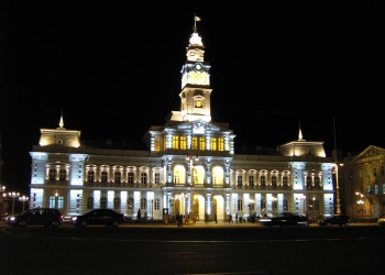 Primăria Arad începe concedierile de personal