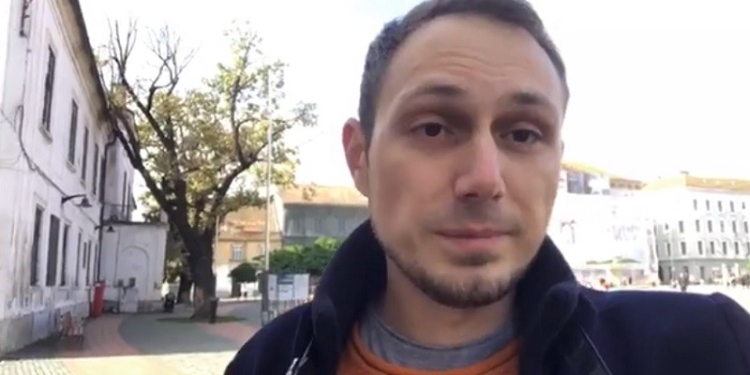 Senatorul USR+ de Timiș, Raoul Trifan, propagandă deșănțată pro vaccinare: “Nu vă lăsați păcăliți de știrile alarmante din mass-media. Vaccinul Astra Zeneca este sigur și eficient”