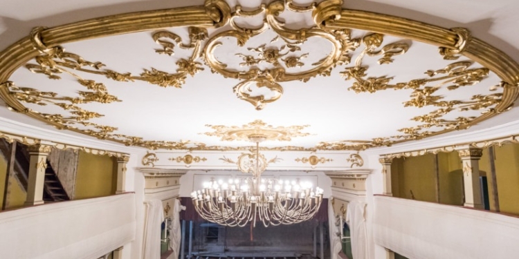 Cel mai vechi teatru din țară, repus în valoare