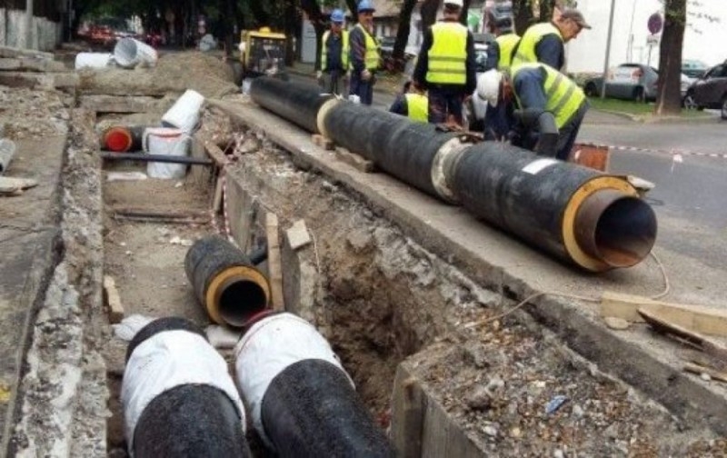 Bani publici pe apa sâmbetei. Bulevarde recent reparate, urmează să fie sparte