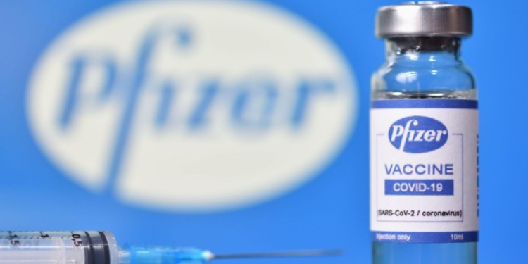 O nouă transă. Peste 345.000 de doze de vaccin Pfizer vor ajunge luni în România