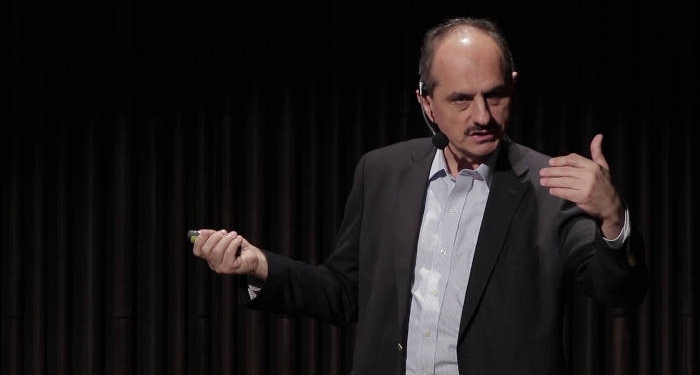 Medicul Virgil Păunescu: Când la OncoGen am propus vaccin prin spray nazal a urmat o anchetă. Acum englezii testează metoda