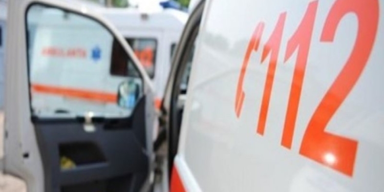 Accident pe drumul ce leagă Timișoara de Șag. Două persoane au ajuns la spital