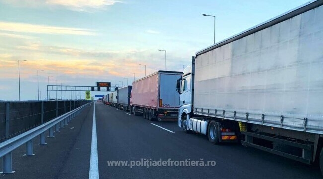 Coloane mari de camioane la frontiera cu Ungaria. Timpii de așeptare depășesc 6 ore