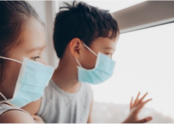 Patru copii cu Covid internați în spital, unul în stare foarte gravă