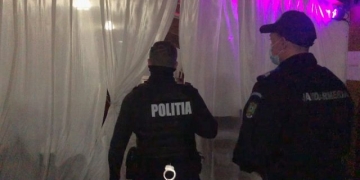 Nuntă cu peste 40 de participanți, oprită în pandemie de oamenii legii