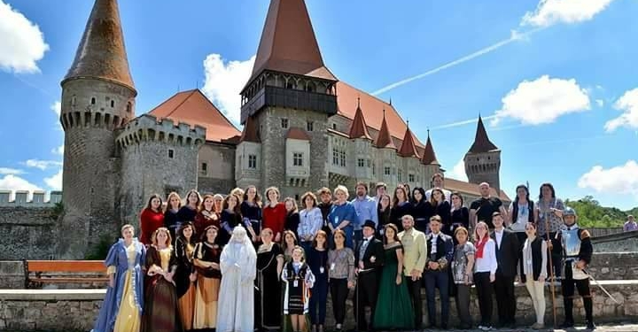 Târgul European al Castelelor la Hunedoara. Cu un castel închis de 15 ani, participă și Muzeul Național al Banatului