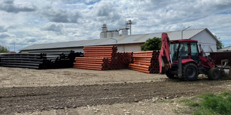 ”Greaua moștenire” a lui Bunescu. Încep lucrările pentru apă și canalizare în Giarmata