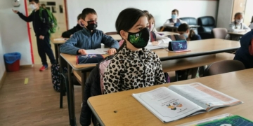 Ministerul Educației renunță la ideea testelor rapide de salivă în școli