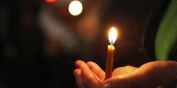 Lumina Sfântă de la Ierusalim va ajunge la Timișoara după ora 21:00