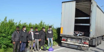 Migranți ascunși în tiruri, pe Autostrada Timișoara-Arad