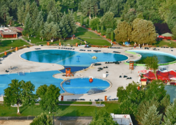 Primul oraș din vestul țării în care se anunță deschiderea ștrandurilor