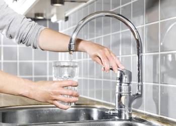 Apă nepotabilă la robinete! Probleme de tratare a apei la Stația din Buziaș