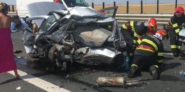VIDEO! IMAGINI CU PUTERNIC IMPACT EMOȚIONAL! Grav accident auto pe autostradaVestului! O persoana a decedat!